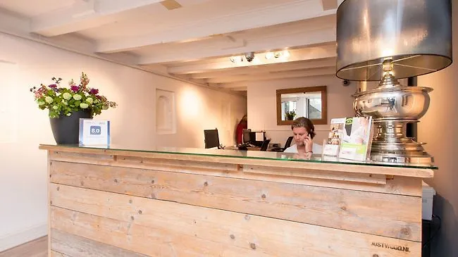 Short Group Plantage Szálloda